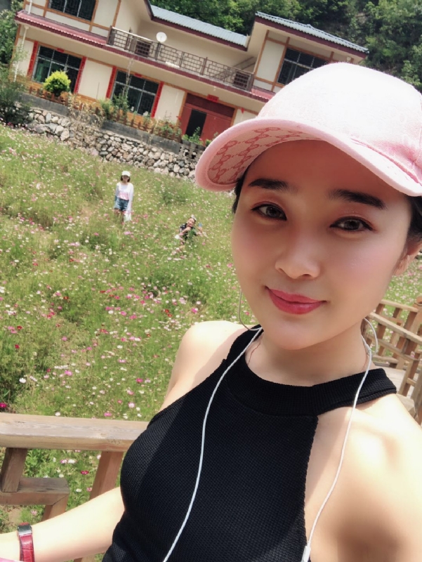 诗琪的第二张照片--海口红颜知己交友网